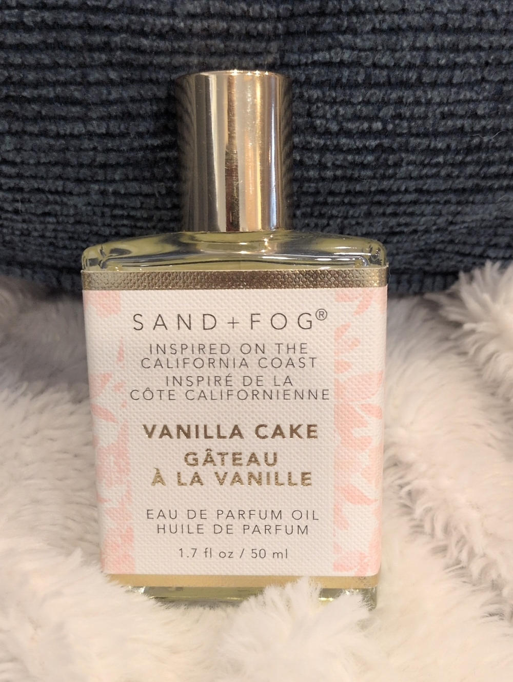 Sand And Fog Vanilla Cake